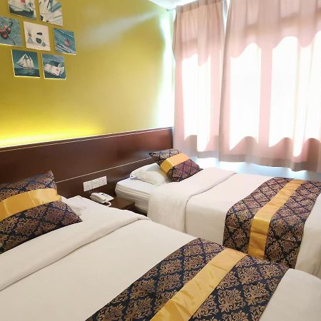 Star Bay Hotel Lumut Extérieur photo