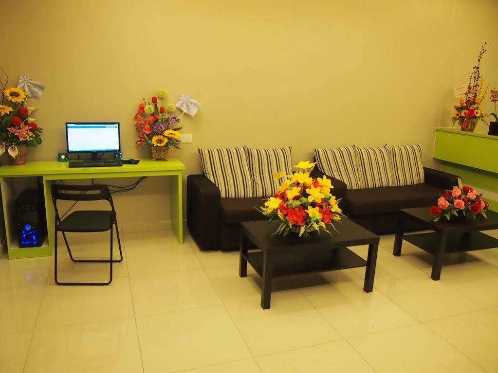 Star Bay Hotel Lumut Extérieur photo