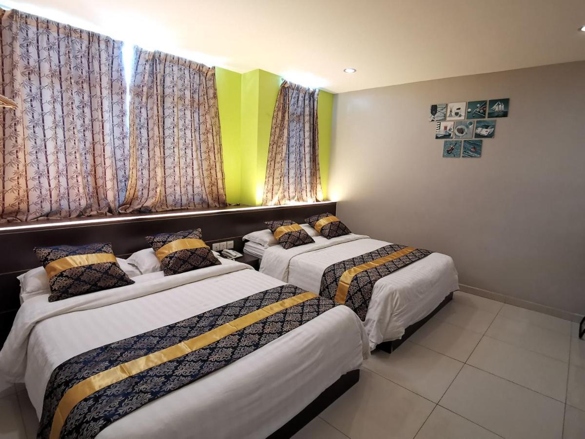 Star Bay Hotel Lumut Extérieur photo